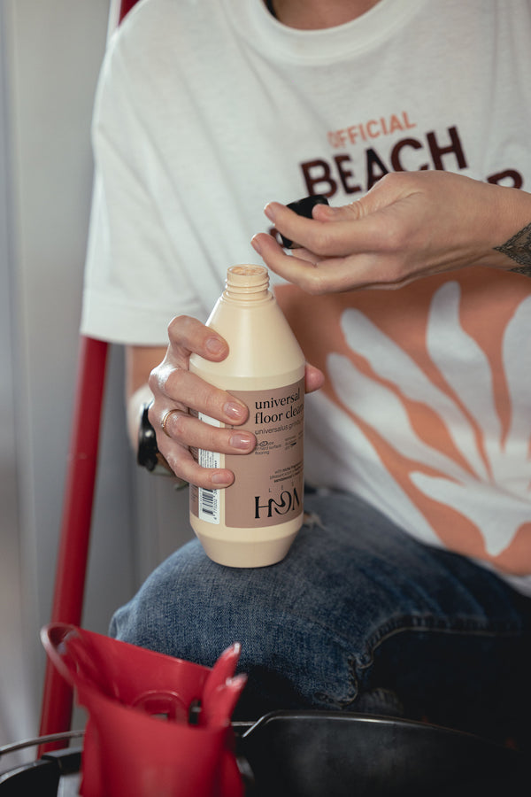 Universalus grindų valiklis 500ml